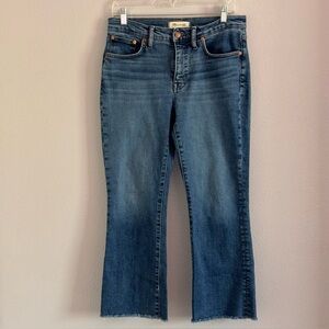 Madewell Womens Size 28 Petite Mid Rise Kick Out Raw Hem Blue Jeans